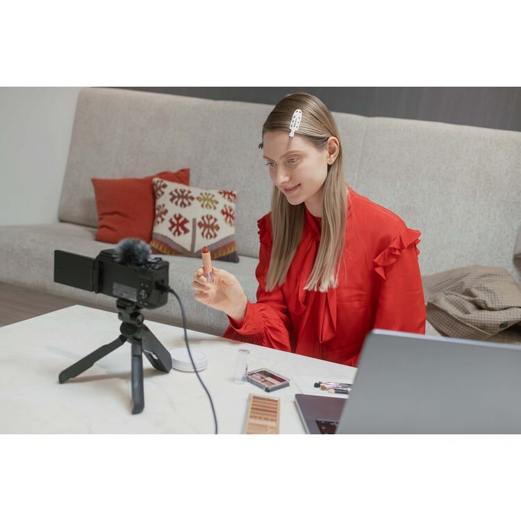 Canon PowerShot V1 12 PowerShot V1