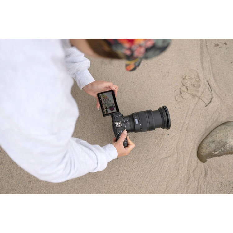 Nikon ZR + 35mm f/1.4 17 Nikon ZR + 35mm