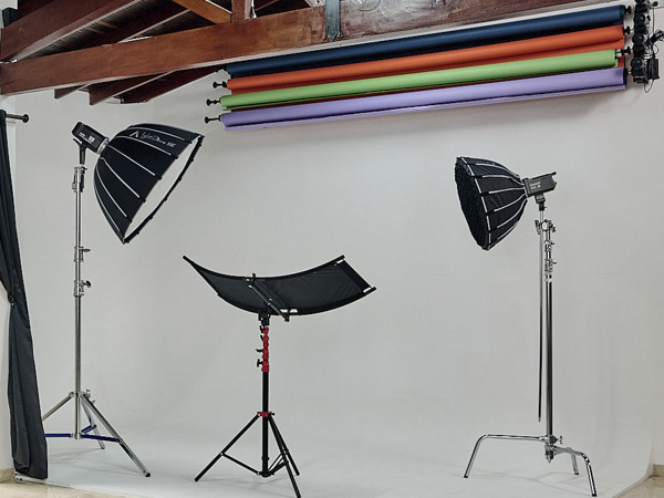Home 30 Estudio de fotografía Maka Studios